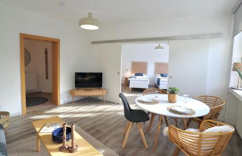 BOHO APARTMENT: NETFLIX + BALCONY + BATHTUB - Foto 4