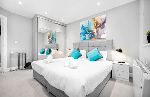 Grand 5 Bedrooms and 3 Bath Birmingham Home - Foto 3