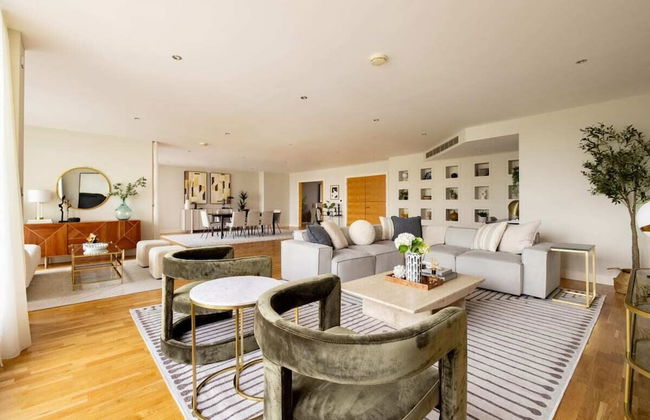 The Riverside Residence - 3bdr Flat With Balcony - Foto 30