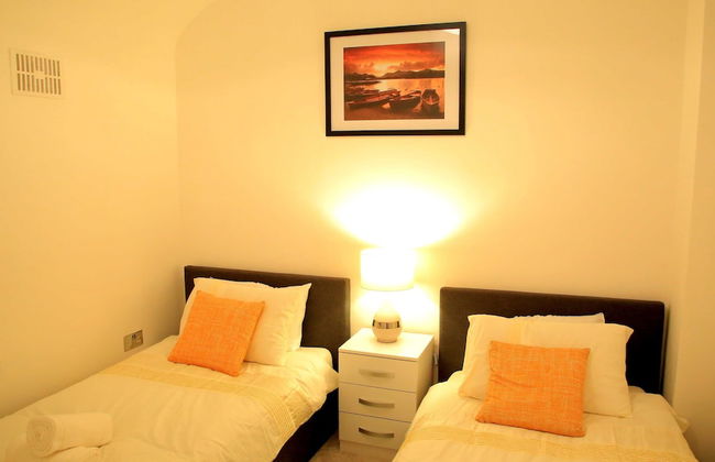 A Modern, Comfy Newly Remodeled 2bd House - Photo 5