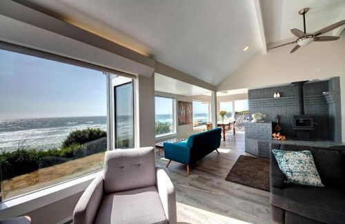 Oceanfront Arch Cape Home with Hot Tub - Foto 16