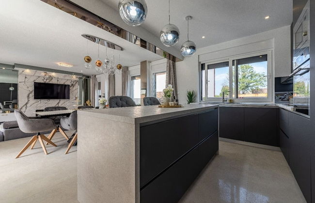 Ren-lux With Heated Pool - H - Foto 9