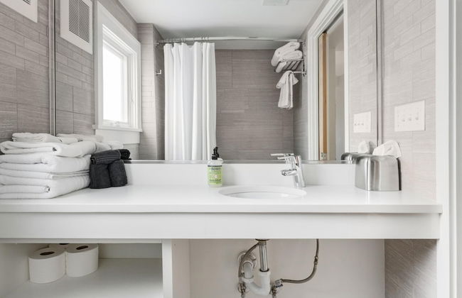 Downton Annie Apartment Three 2BD 1BA Parking - Foto 15