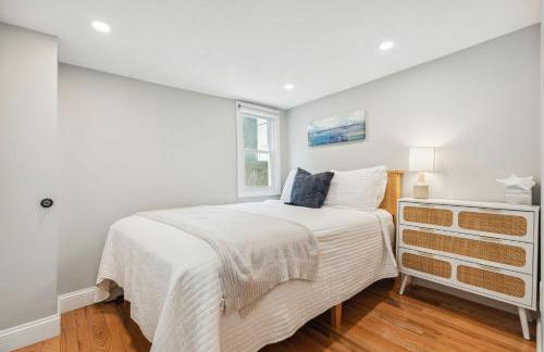 Beachfront Parking Salisbury Beach Retreat - Foto 22