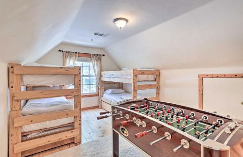 Spacious Lake Arrowhead Home with Putting Green - Foto 32