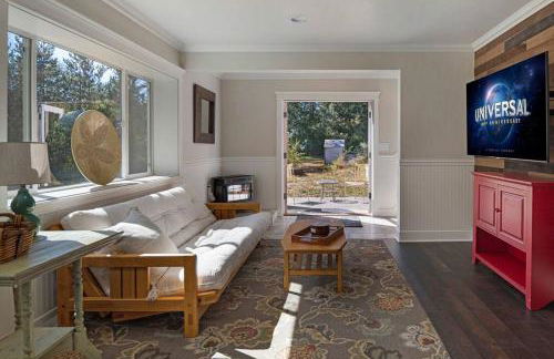 Secluded 4BR Nestled in Woods-Hot Tub/Dog Friendly - Foto 23