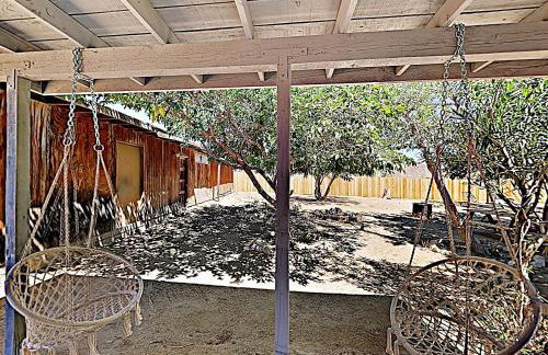 Rawhide Ranch - Walk to Pappy and Harriet's with Hot Tub! home - Foto 26