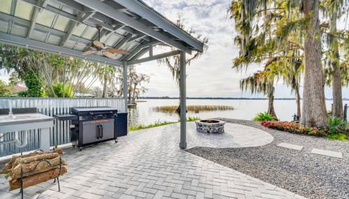 Hot Tub and Fire Pit Lakefront Home on Lake Eloise - Foto 2