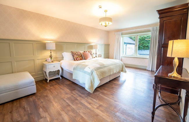 Luxury Castle Lodge - Photo 2