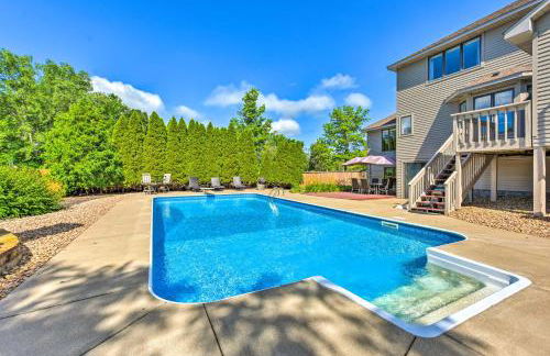 Pet-Friendly Maple Grove Gem with Private Yard! - Foto 30