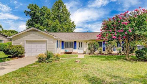 Greensboro Get-together, K Bed, Secret Playroom, central location - Foto 2, Garden, Garden view