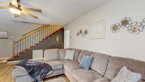 The Haggai House - Photo 3