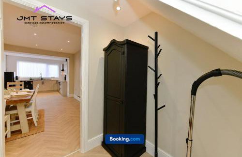 premium Offer for Extended Stays by JMT Stays l Swansea Short Lets and Serviced l With Private Parking - Foto 52