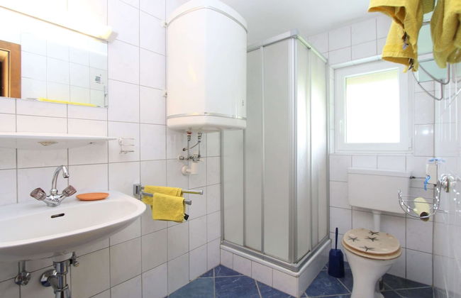 Characterful old Farmhouse With 4 Apartments in Fresach / Carinthia With Garden - Foto 54