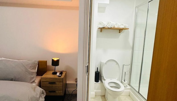 Home Away From Home- City Centre Gem - Foto 5, Habitación