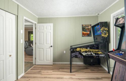 Walk to Sugar Mountain Resort | Cabin | Hot Tub - Foto 19