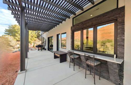 Modern Red Cliff Home with Private Pool - Foto 20