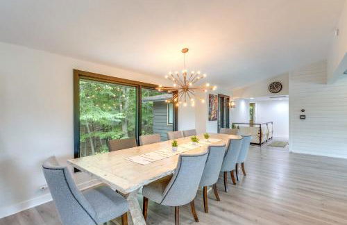 Riverfront Appleton Home with Pool and Boat Dock! - Foto 8