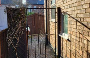 Comfy home for 4-5 people with garden near uni & QMC 2 nights minimum - Foto 12