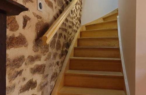 Maison historique du 15ème siècle avec jardin à La Carneille - FR-1-497-135 - Foto 11