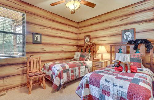 Rustic Retreat with Spacious Deck in Show Low! - Foto 17