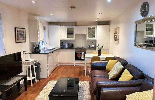 Lovely 2 Bedroom Garden Flat in London - Foto 19
