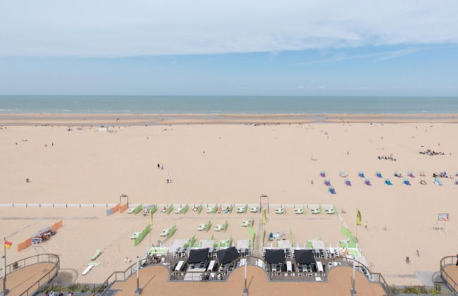 Beautiful Apartment With sea View - Photo 30