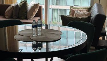 Central Hub Flat - Photo 2