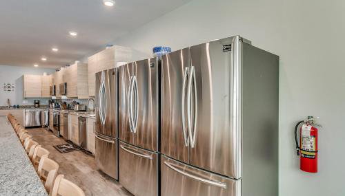 Together Resorts Cherry Grove Resort at 5405 B N Ocean Blvd - Foto 2