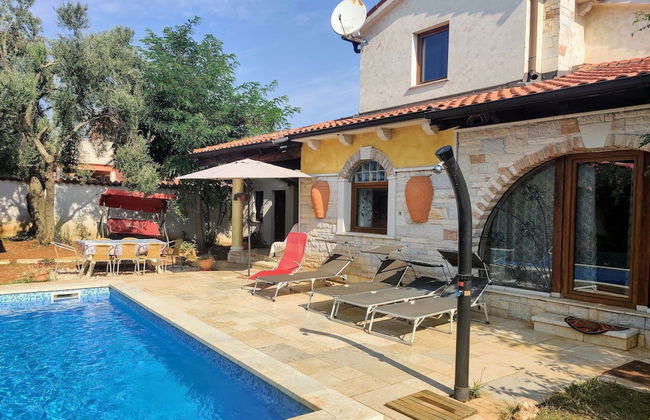 Holiday Home Sisan Near Beach & Pool - Foto 10