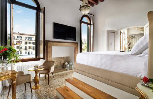 Swan DolceVita Prestige Stay - Canal View & Exclusive Experience - Photo 13