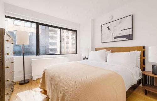 Blueground Midtown East rooftop nr Bryant Park NYC-2070 - Photo 7