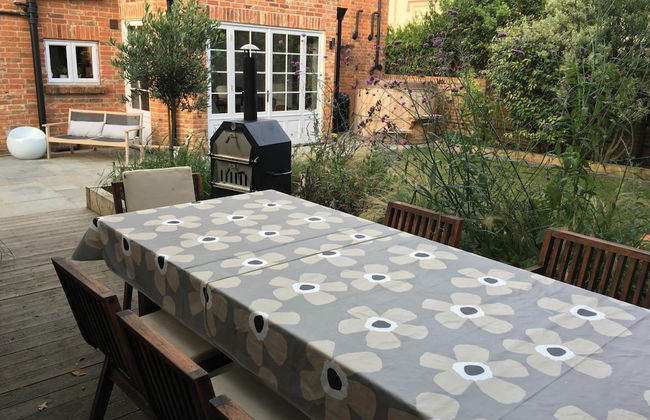 Gothic Cottage Hot Tub Fire Pit Pizza Oven Gas Bbq - Foto 24