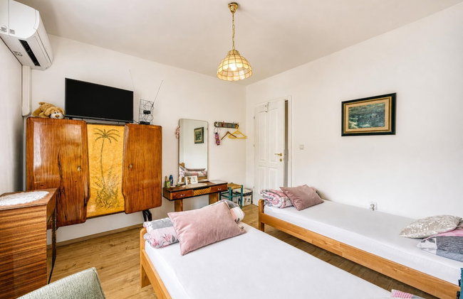 Villa Salamander Suite - Garden & EV Charger - Foto 1
