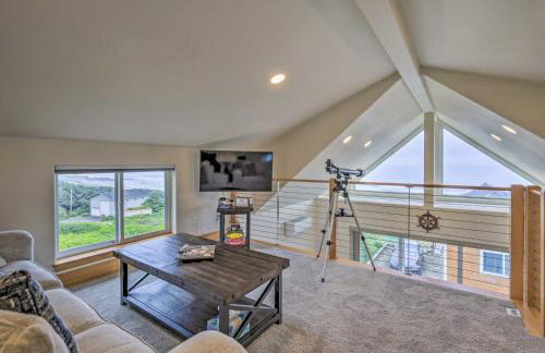 Yachats Gem with Private Balcony and Ocean Views! - Foto 2