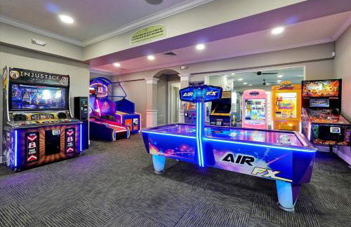 Fabulous Windsor Hills View - Huge pool deck - newly redecorated open plan - Foto 65