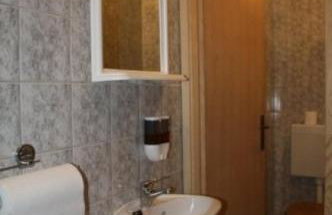 Seoski Turiziam Larva - Photo 45