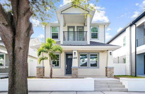 Spacious Modern 5-Bedroom House, Close to Downtown Tampa - Foto 2
