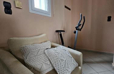 Marily's seaview suite with private JACUZZI and BBQ - Photo 11