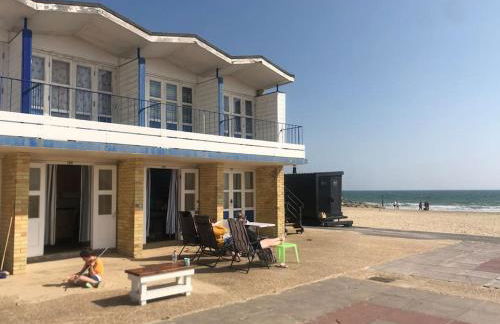 Spacious 5-Bedroom Victorian House Near Sandbanks - Sleeps 14, Parking & Garden - Foto 25