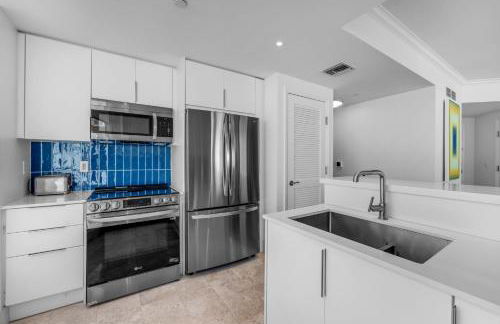 FontaineBleau Suite at Miami Beach - Photo 16