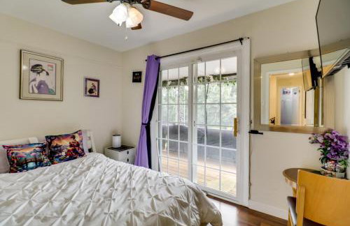 'Hidden Paradise' on 5 Acres w/ Hot Tub & Deck! - Foto 26