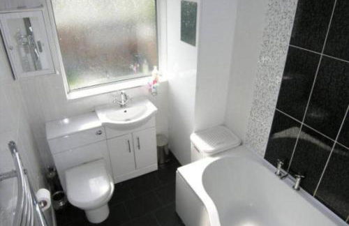 ENTIRE HOUSE- Near Common Wealth Games PERRY BARR - Foto 10