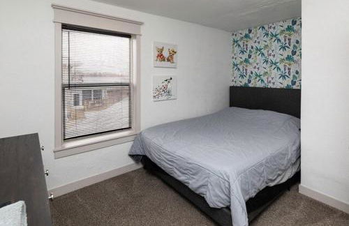 Spacious 9BR Home Ideal for Groups Near Downtown - Foto 29