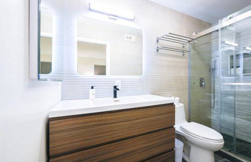 @ Marbella Lane - Exquisite Home 3BR - Photo 36