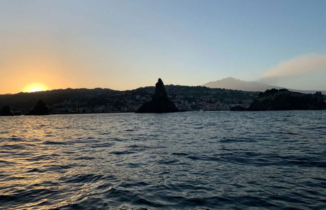 Giro in barca alle isole Ciclopi e Riserva della Timpa - Foto 2