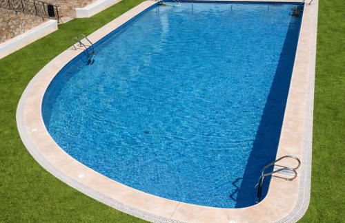 Beachside Apartment with Beautiful Sea Views - Photo 3