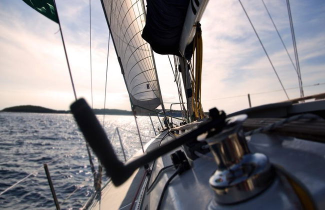 Aventura de Vela para a Ilha Dia com Almoço - Foto 3
