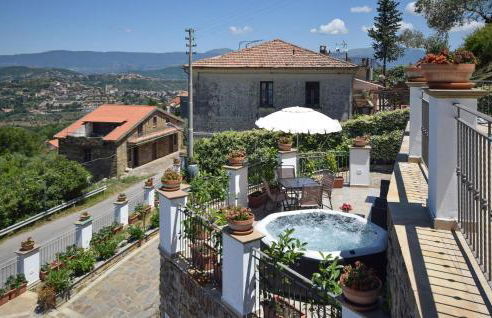 Cozy Home In Laureana Cilento - Foto 8