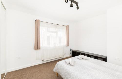 Quinton Essentials - Photo 4